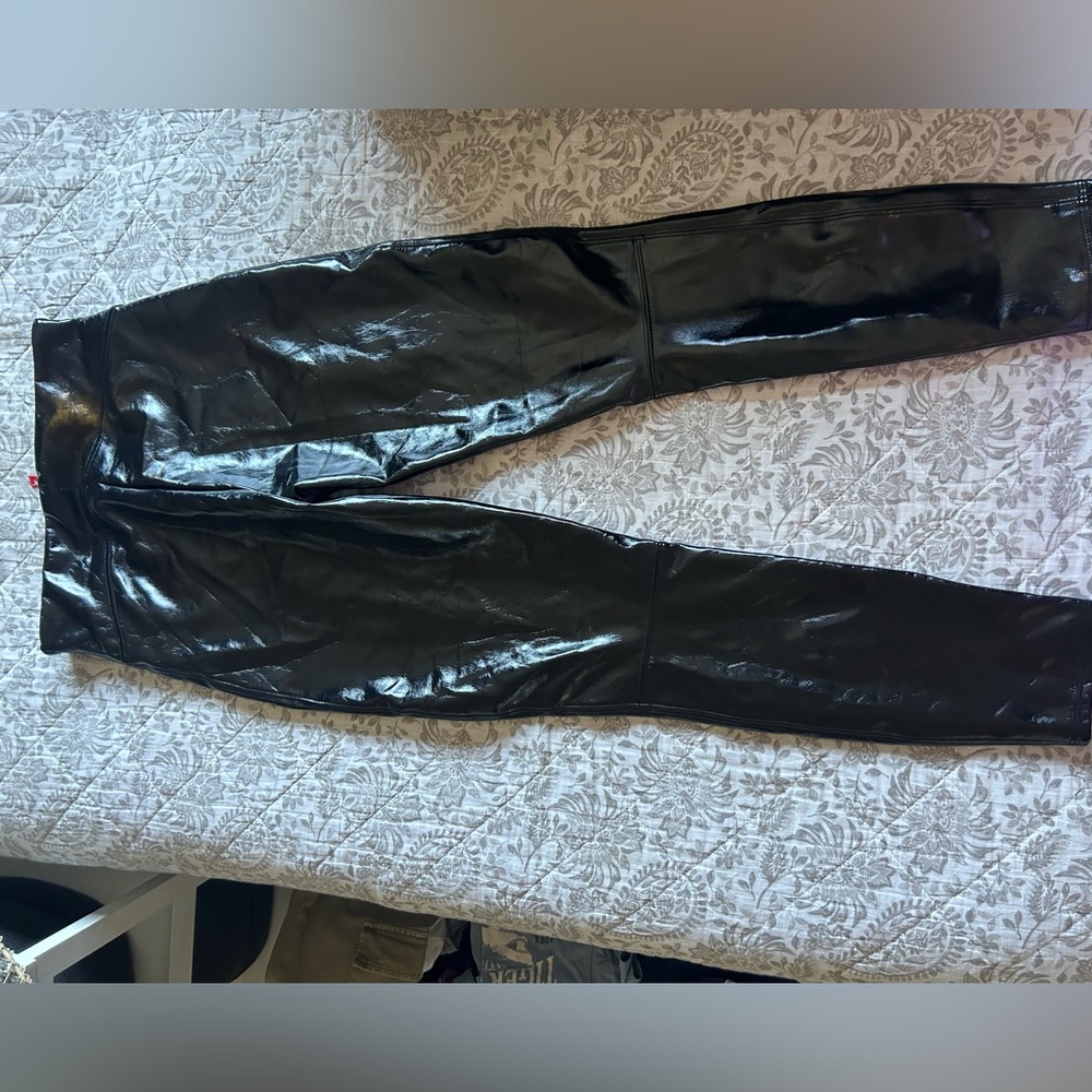 SPANX Faux Patent Leather Leggings Classic Black Size Small